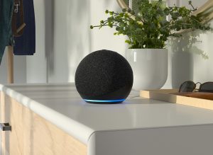 Echo Dot 5 vs Echo Dot 4 differenza