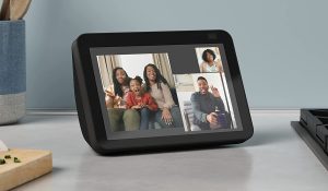 Echo Show 5 vs Echo Show 8 confronto