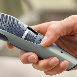 Philips OneBlade vs Multigroom 7000 vs Beard Trimmer 3000 confronto