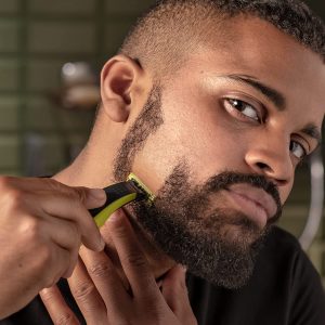 Philips OneBlade vs Philips OneBlade Pro differenza
