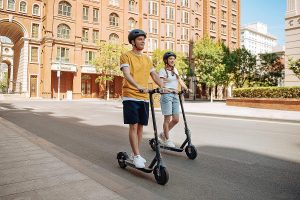 Xiaomi Electric Scooter 4 vs 3 confronto Xiaomi Electric Scooter 4 vs 3 confronto