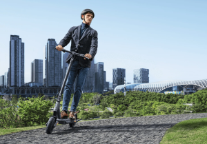 Xiaomi Electric Scooter 4 vs 4 Pro vs 4 Ultra differenza Xiaomi Electric Scooter 4 vs 4 Pro vs 4 Ultra differenza
